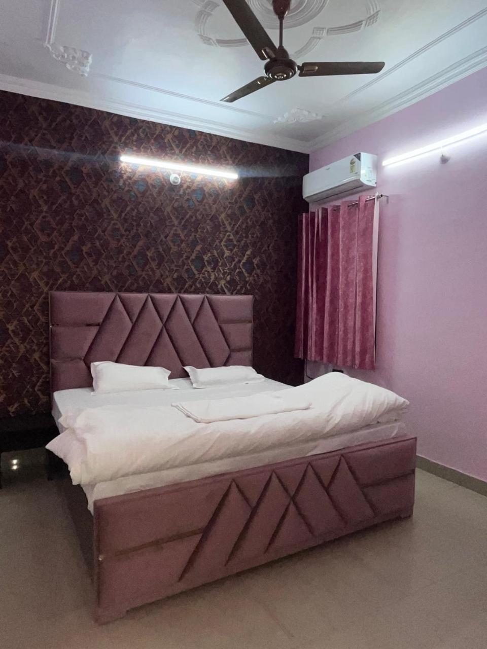 Kashi Anadam Bnb Varanasi Eksteriør billede