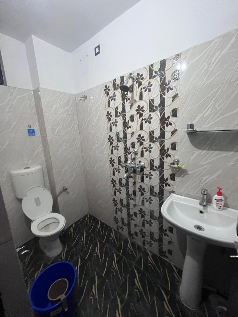 Kashi Anadam Bnb Varanasi Eksteriør billede